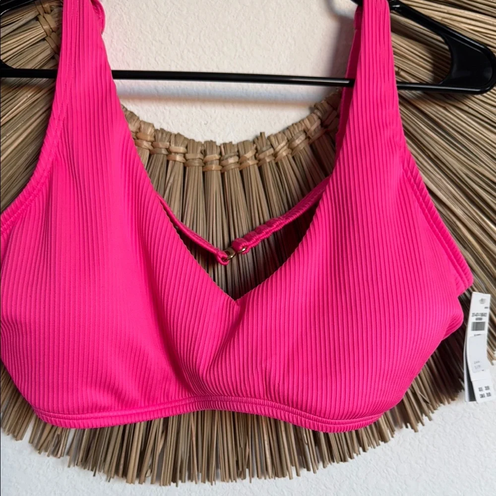 Hollister Pink Sleeveless Crop Top with Cut Out - Picture 7 of 11